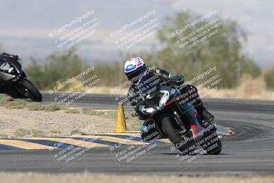 media/Nov-16-2025-Race Pace (Sun) [[8c5fa54630]]/Verified Riders/2-Turn 7 (945am)/